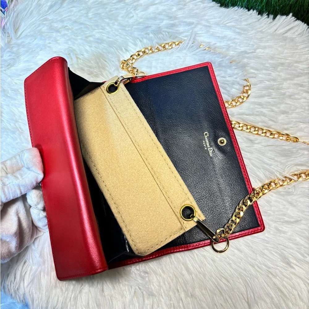 ❤️ Christian Dior Vintage Red Leather Wallet A114U0